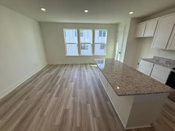 $2,900 | 15226 Groveside Road, Winter Garden, FL 34787