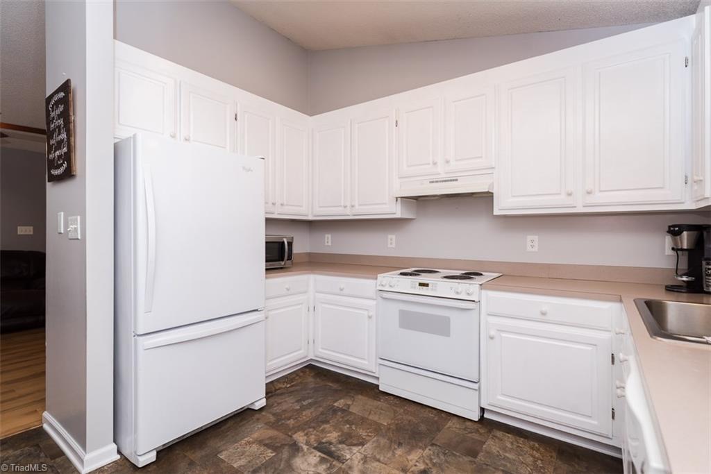 259 Lake Latham Road Mebane, NC 27302 - Photo 5 of 18 Gallery Image 5