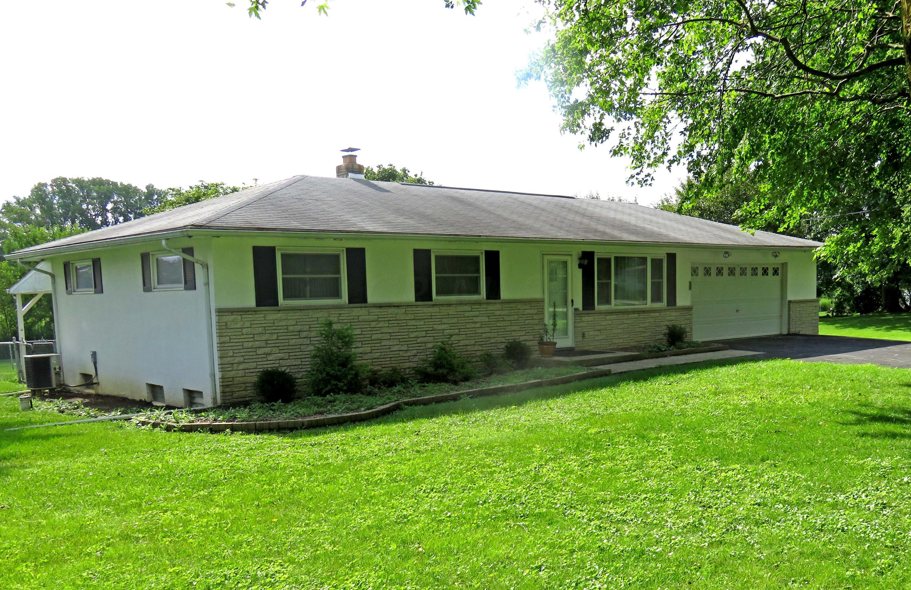 176 Alton Road Galloway, OH 43119 - Photo 2 of 26 Gallery Image 2