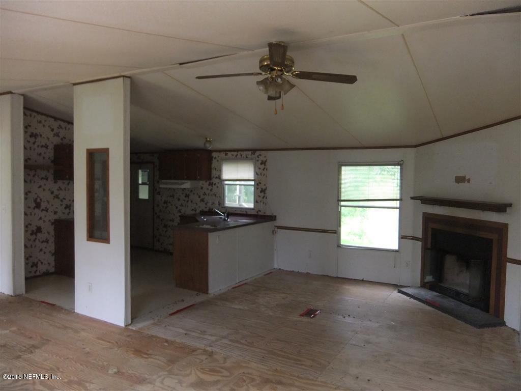 4425 Lori Loop Road Keystone Heights, FL 32656 - Photo 4 of 11 DSCF6229