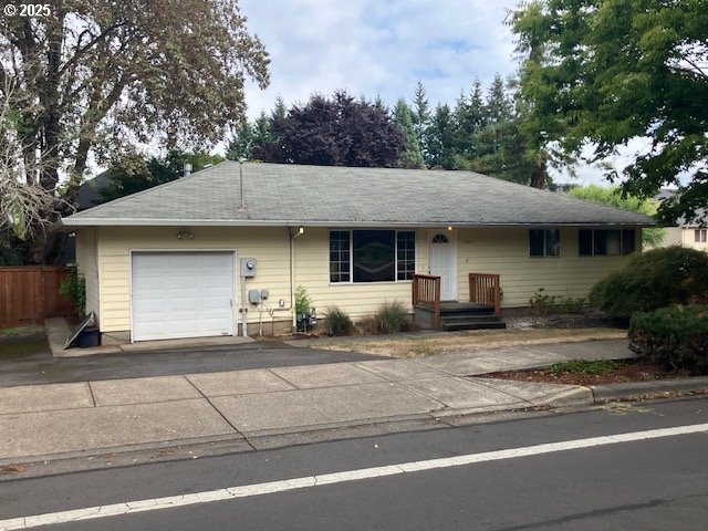 17241 Southwest Meinecke Road Sherwood, OR 97140 - Photo 1 of 20 Gallery Image 1
