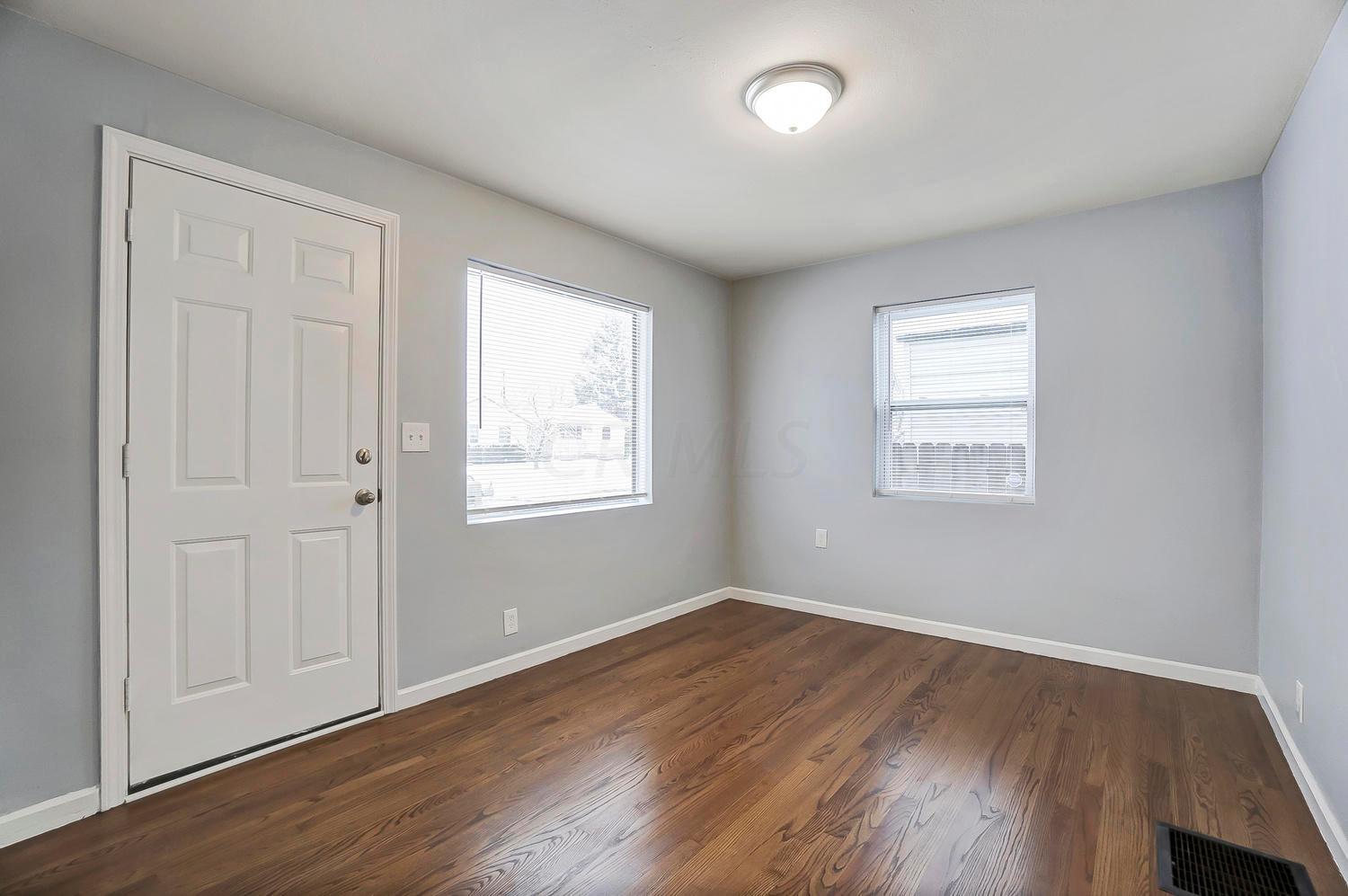 3134 Howey Road Columbus, OH 43224 - Photo 6 of 25