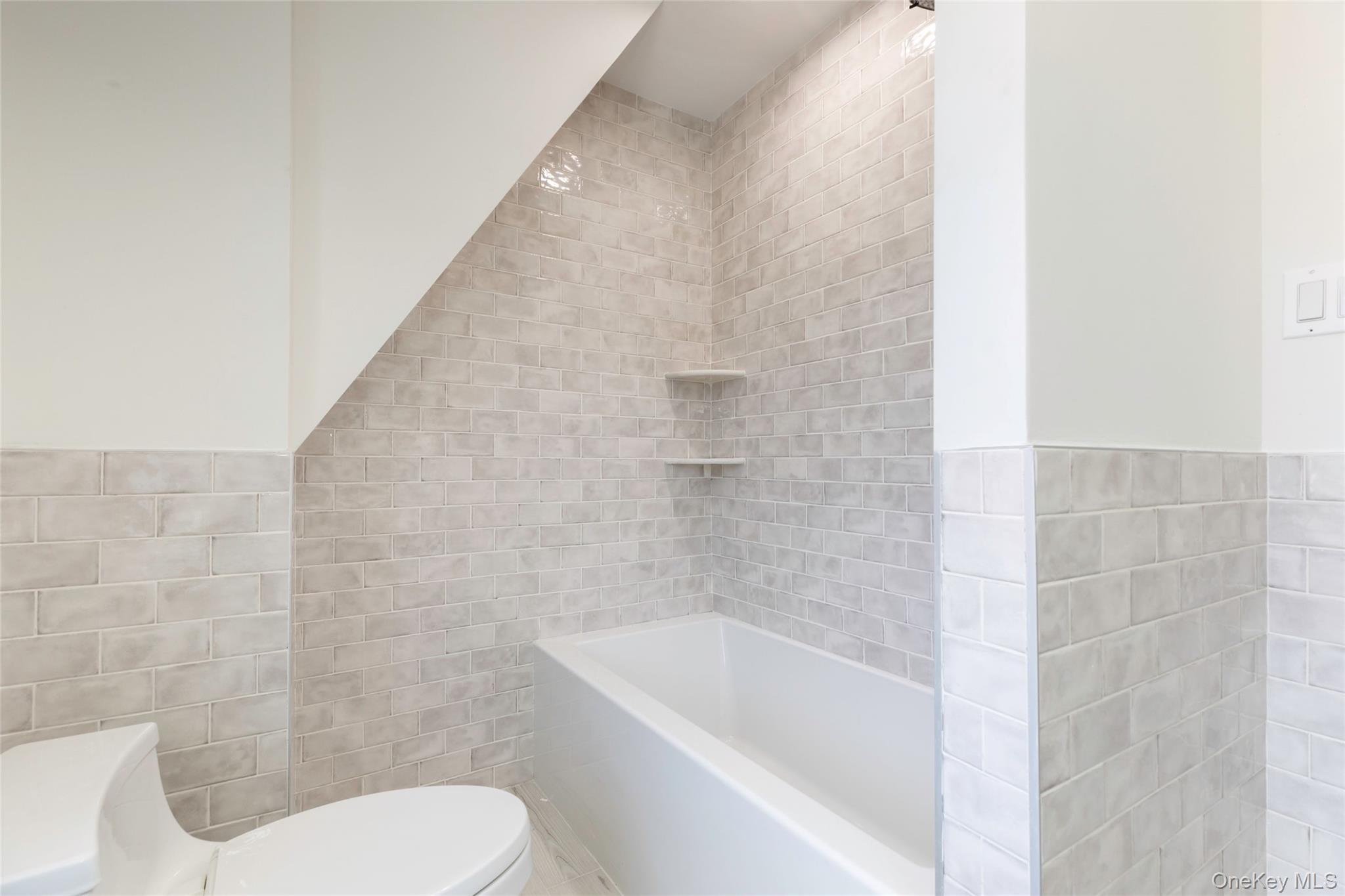 211 Bowne Street Bronx, NY 10464 - Photo 22 of 28