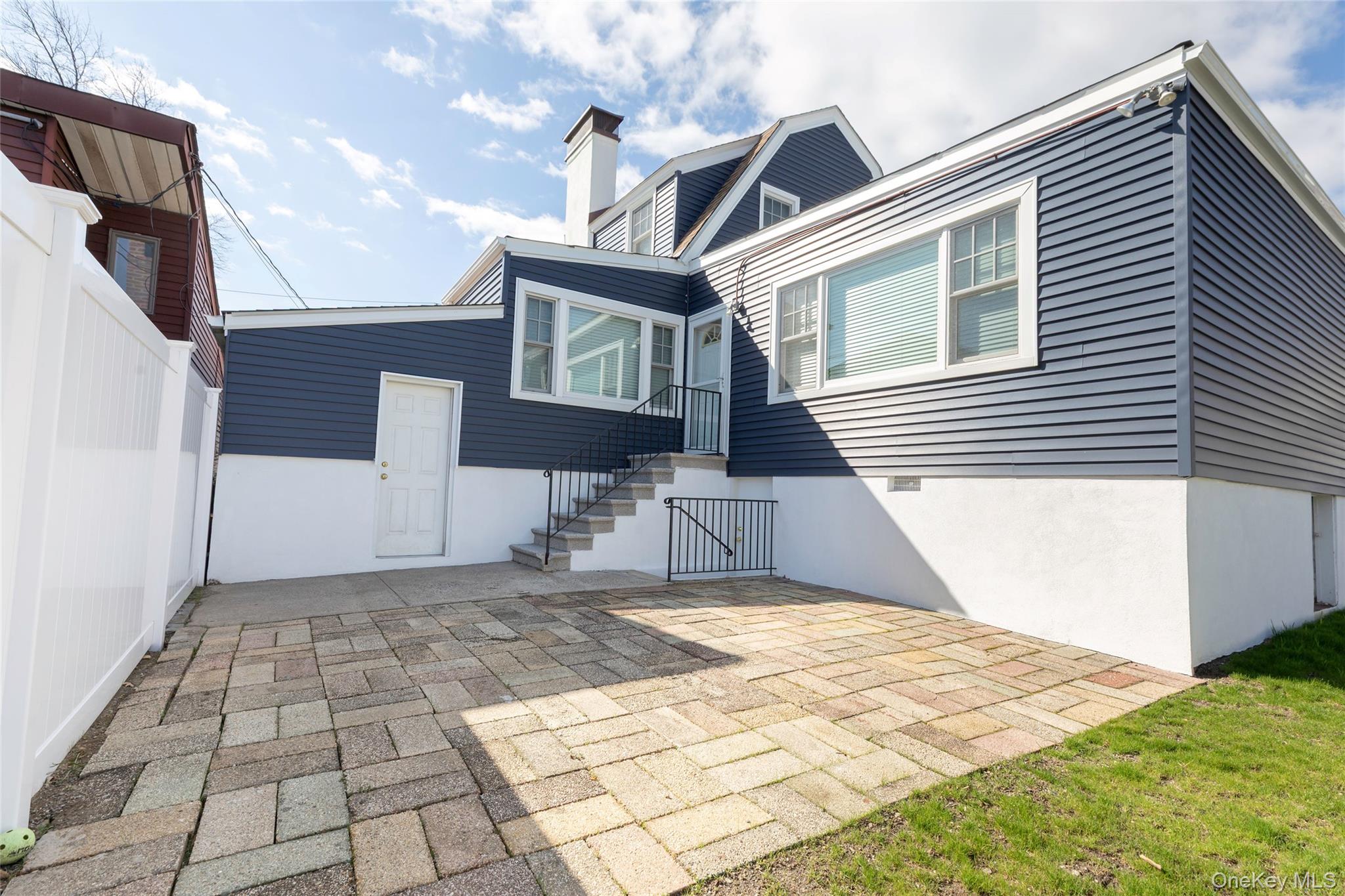 211 Bowne Street Bronx, NY 10464 - Photo 26 of 28