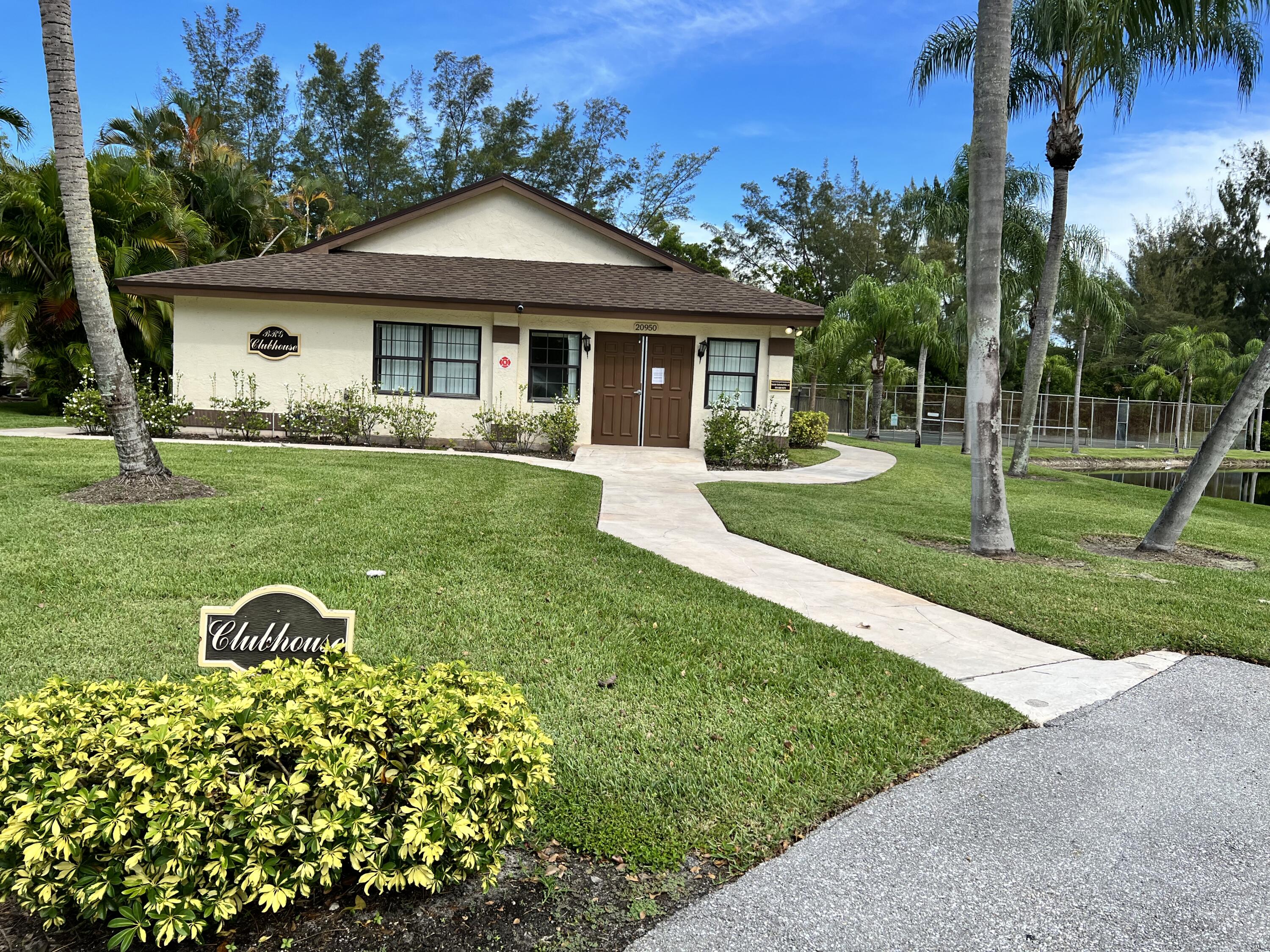 20897 Boca Ridge Drive South Boca Raton, FL 33428 - Photo 20 of 23 DC76F387-0363-4526-9D05-5A8844870975