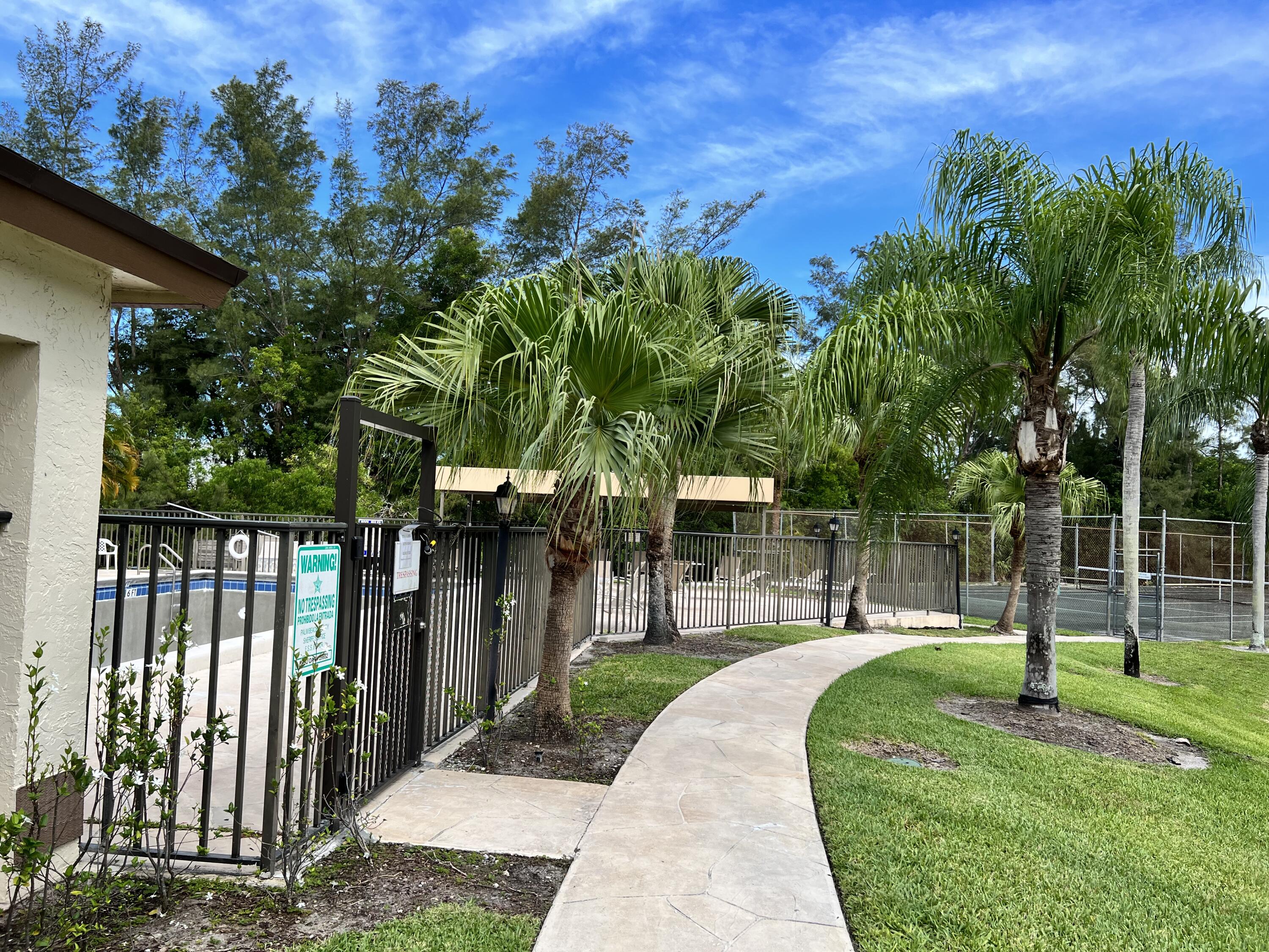 20897 Boca Ridge Drive South Boca Raton, FL 33428 - Photo 21 of 23 859EAD19-E263-4022-8EB3-FD9F4C6B13CB