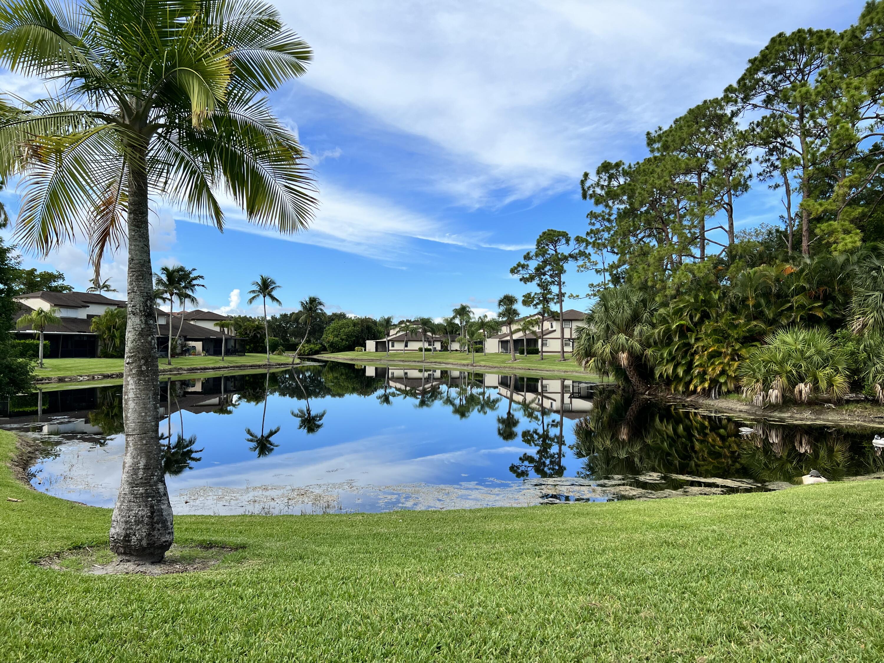 20897 Boca Ridge Drive South Boca Raton, FL 33428 - Photo 3 of 23 BA25D87B-C8E2-4784-BF4F-7F1CC7702111