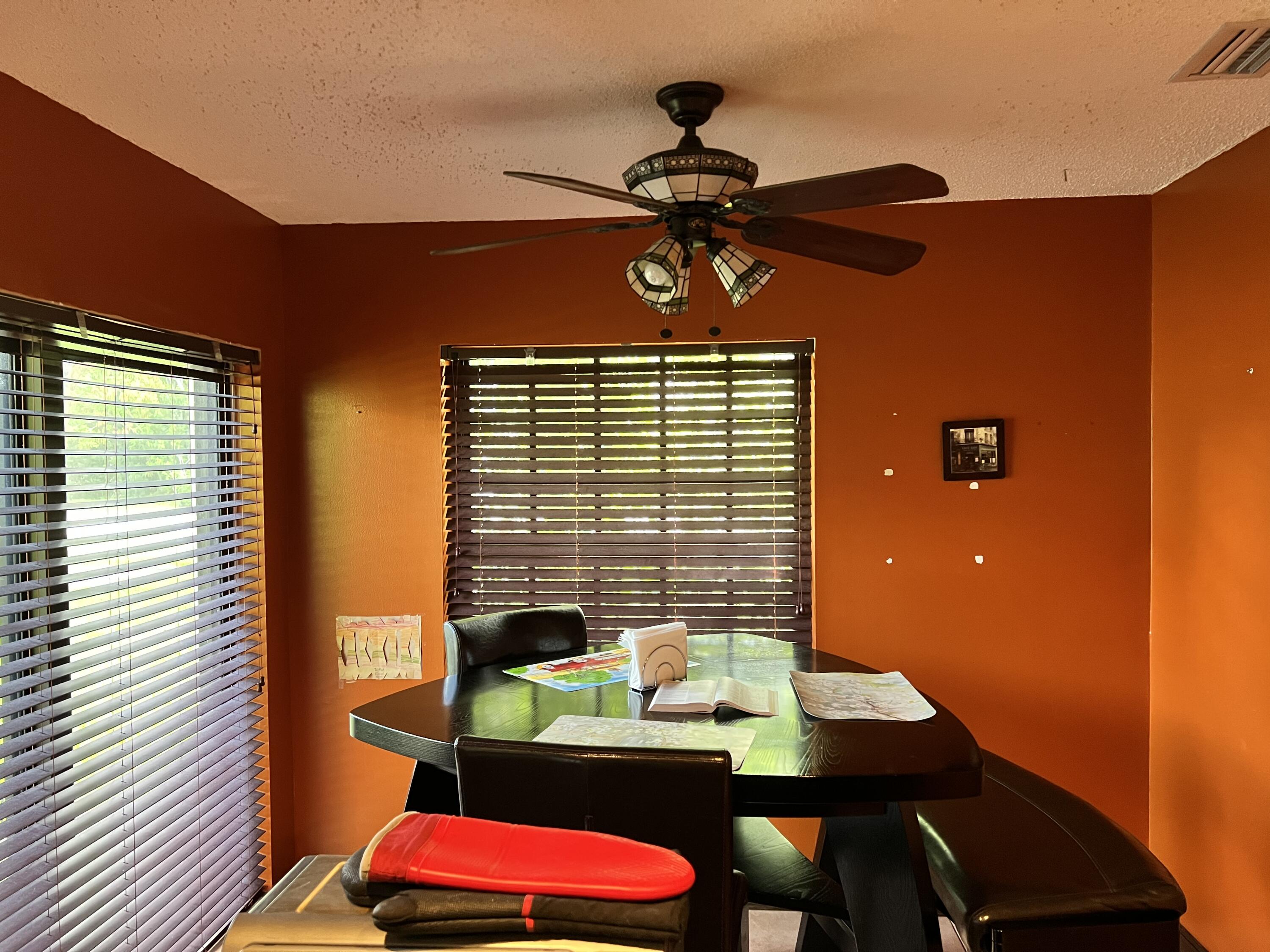 20897 Boca Ridge Drive South Boca Raton, FL 33428 - Photo 5 of 23 731A351F-1EC6-4052-ABD1-96309E36CB72