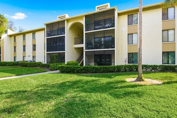 $200,000 | 3134 Lake Pine Way, Unit H1, Tarpon Springs, FL 34688