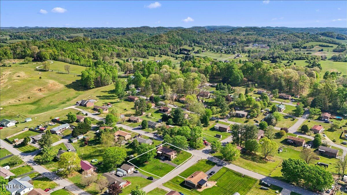263 Fain Road Blountville, TN 37617 - Photo 48 of 51 46-DJI_20260418100505_0503_D