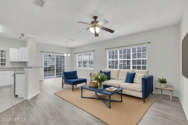 $2,150 | 1745 Forest Lake Circle West, Unit 2, Jacksonville, FL 32225