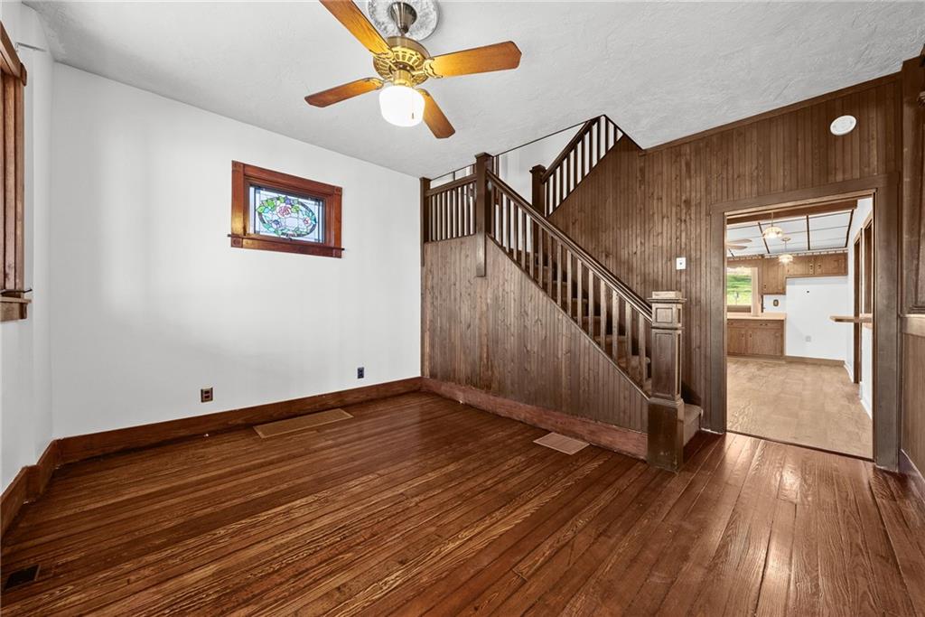 810 Collier Street Carnegie, PA 15106 - Photo 7 of 34