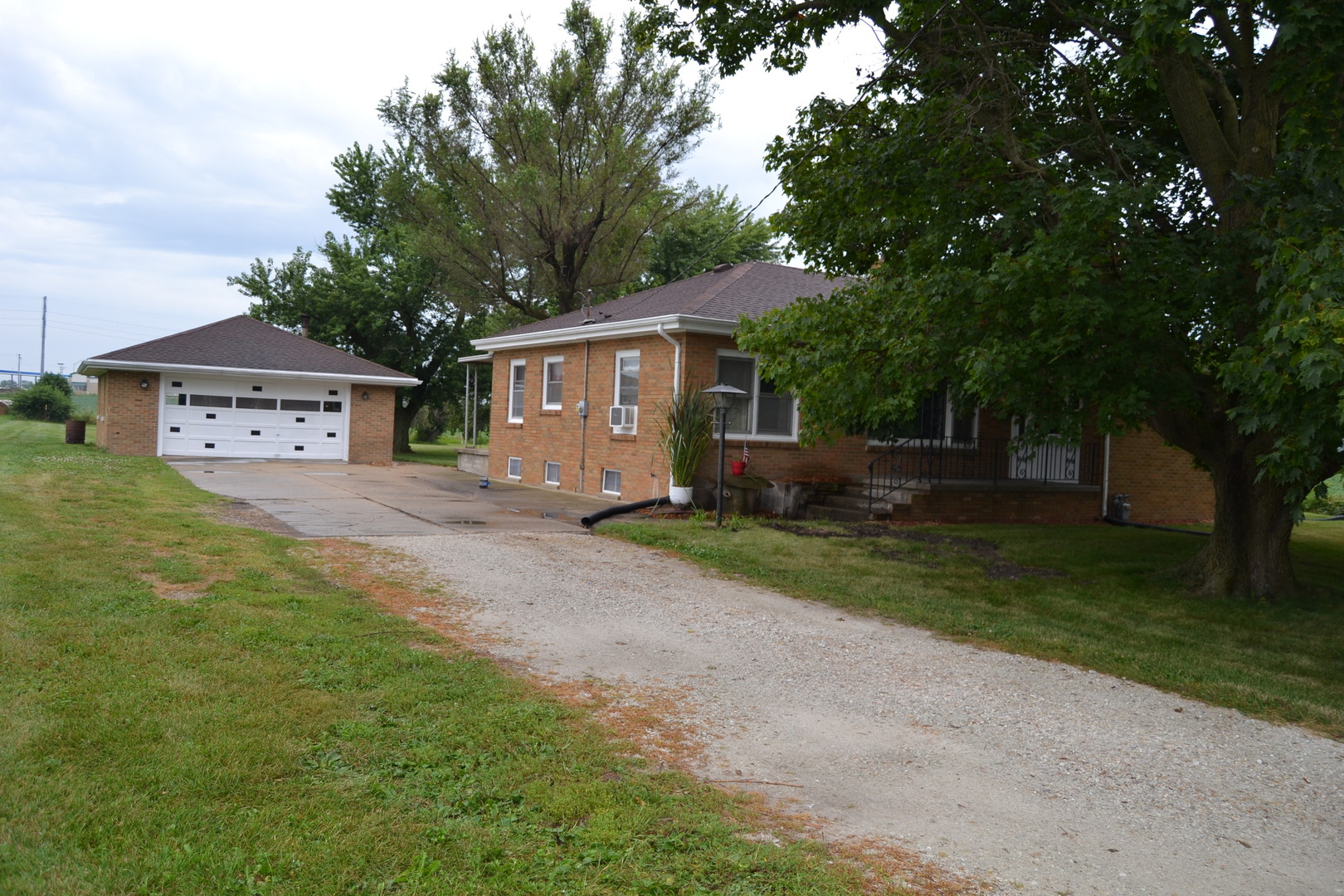 2038 North 31st Road Ottawa, IL 61350 - Photo 7 of 34