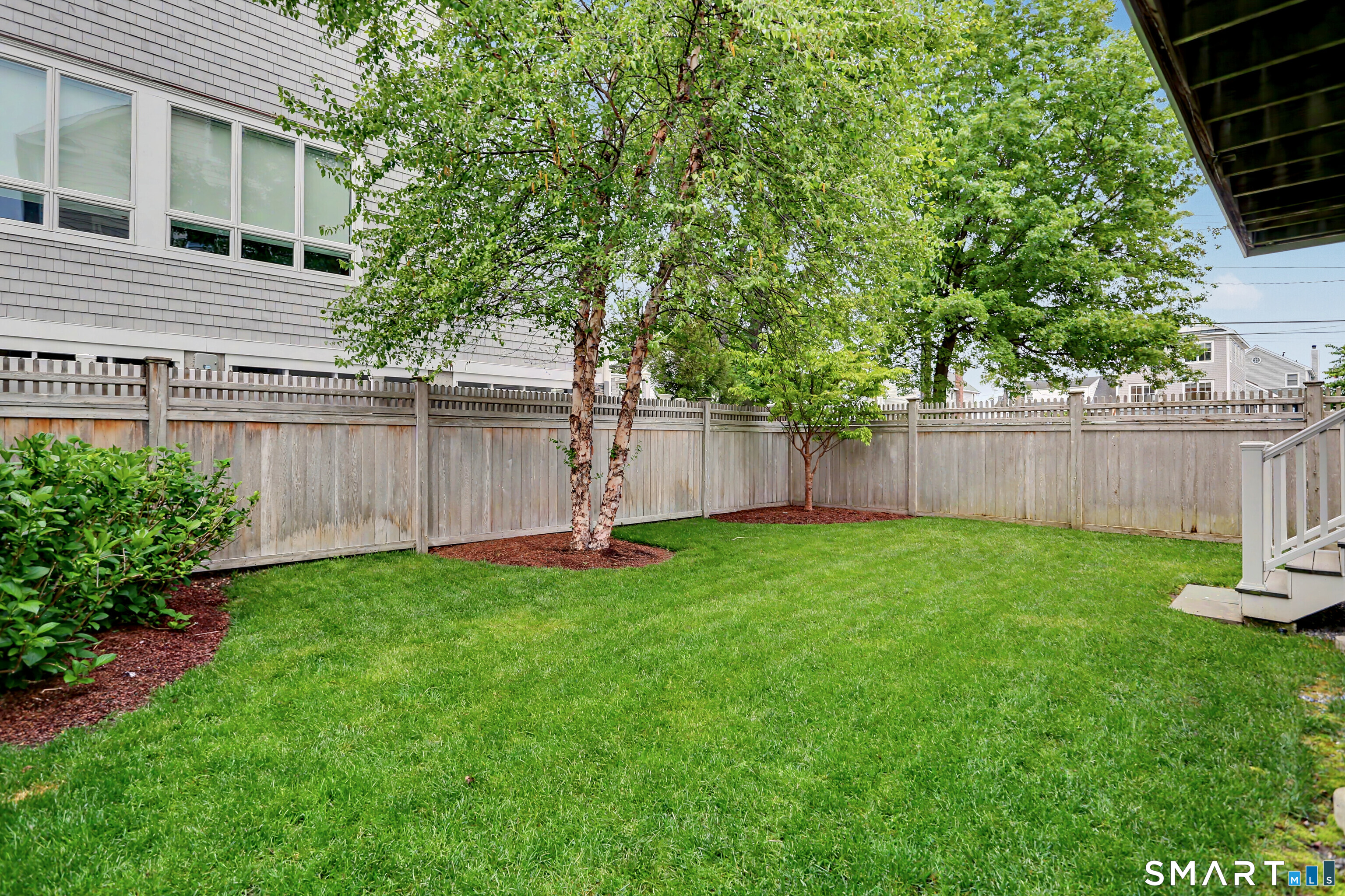 787 Rowland Road Fairfield, CT 06824 - Photo 28 of 35