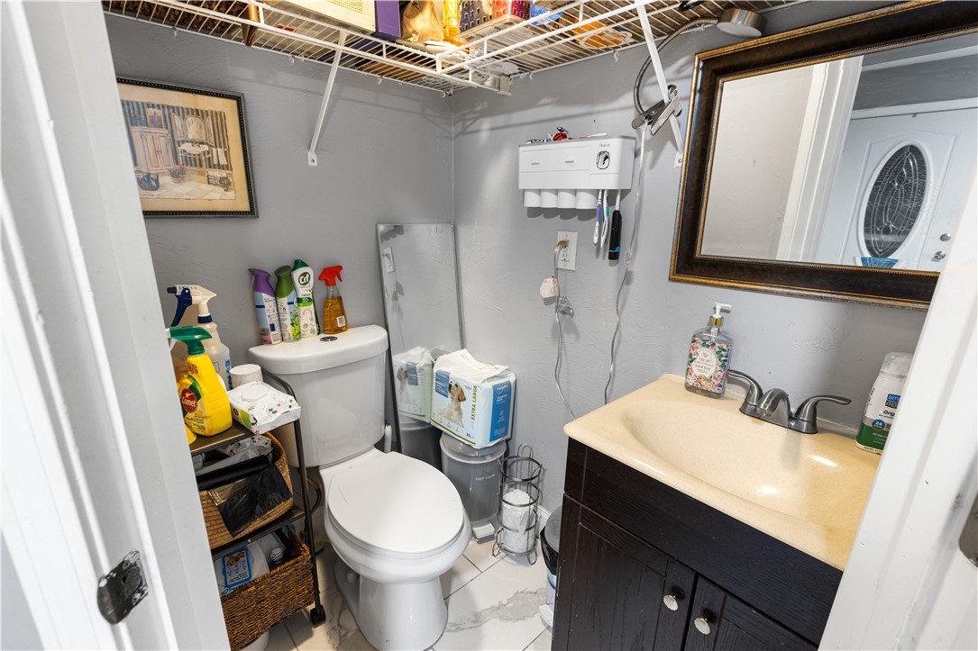 42 Burnside Street Providence, RI 02905 - Photo 14 of 17