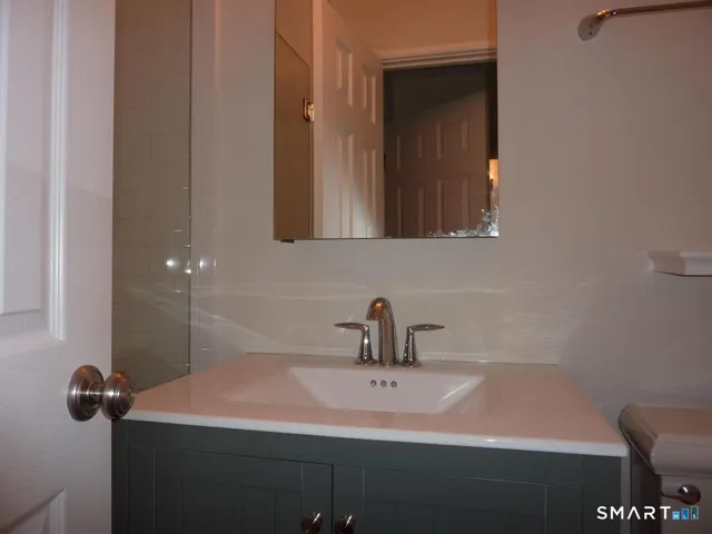 $3,750 | 62 Heritage Hill Road, Unit C, New Canaan, CT 06840