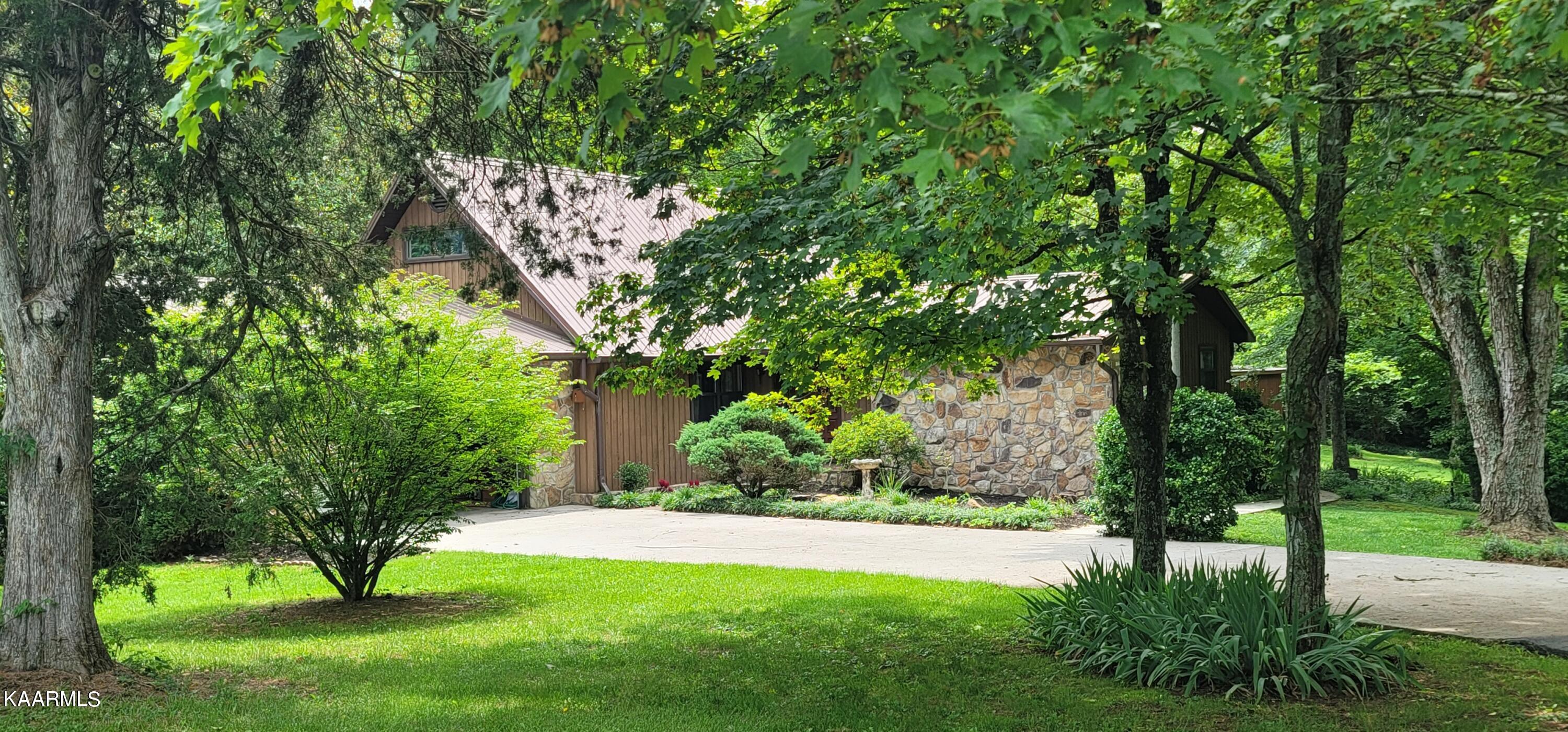 5936 Lanier Road Maryville, TN 37801 - Photo 34 of 40 Front