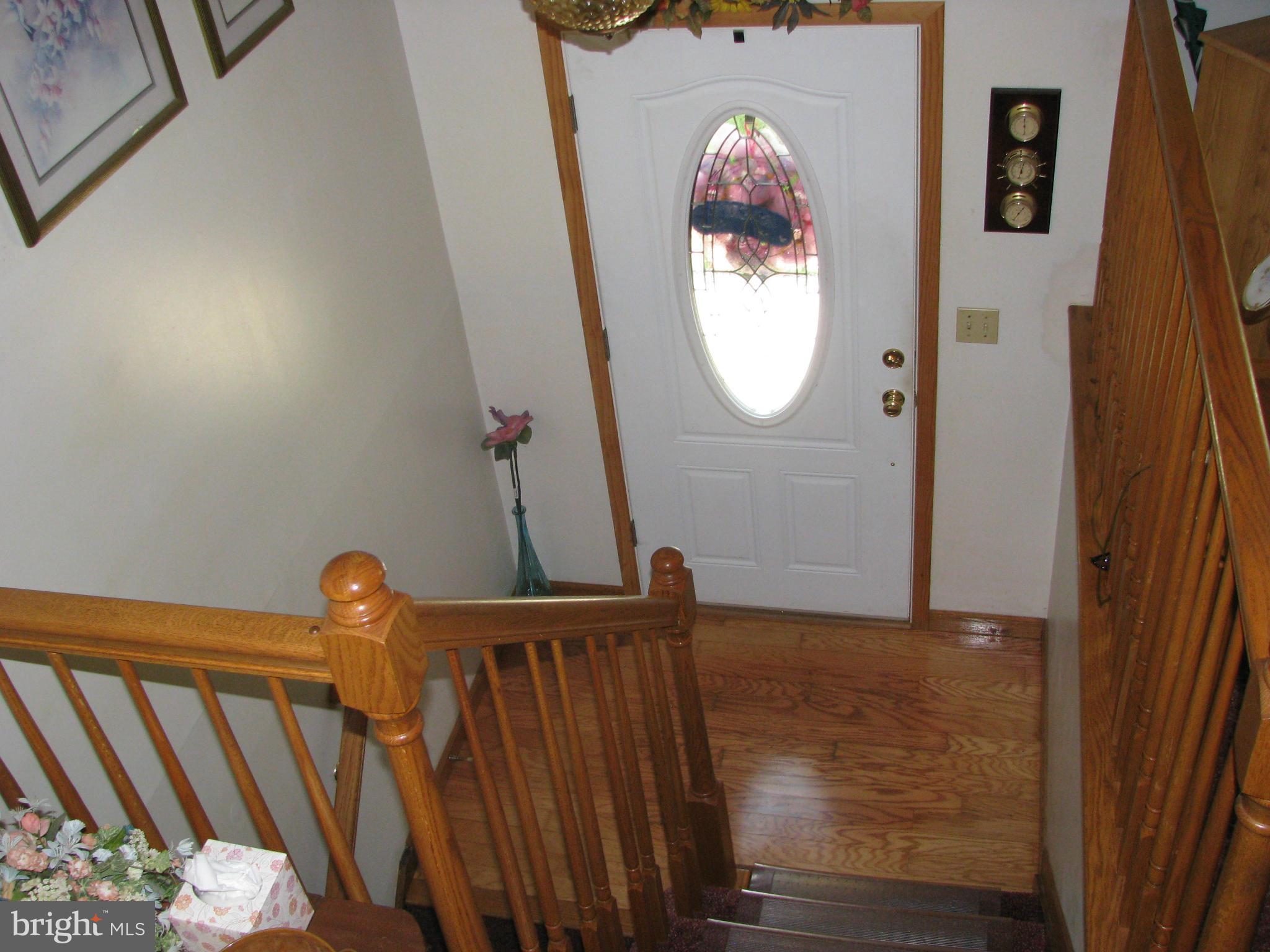 1953 Bachmans Valley Road Manchester, MD 21102 - Photo 11 of 23 foyer Hardwood
