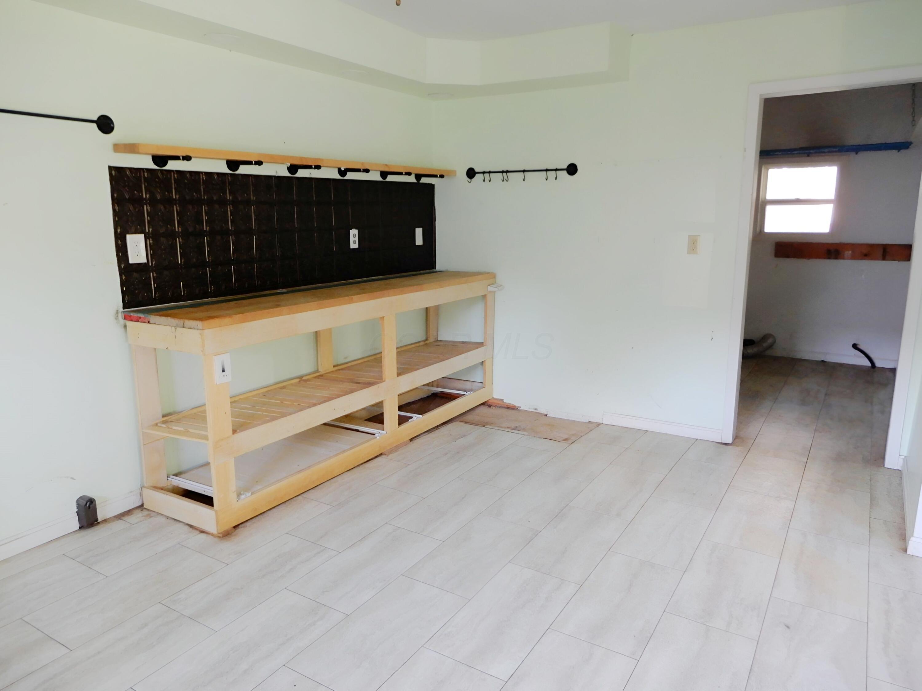 7096 Columbus Road Mount Vernon, OH 43050 - Photo 8 of 23 2026-09-15 001 021