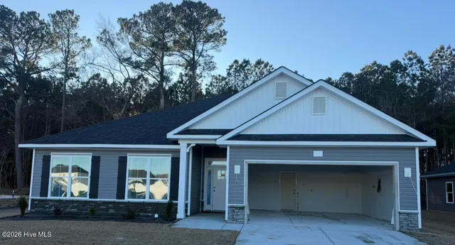 $366,800 | 193 Seashore Street, Grimesland, NC 27837