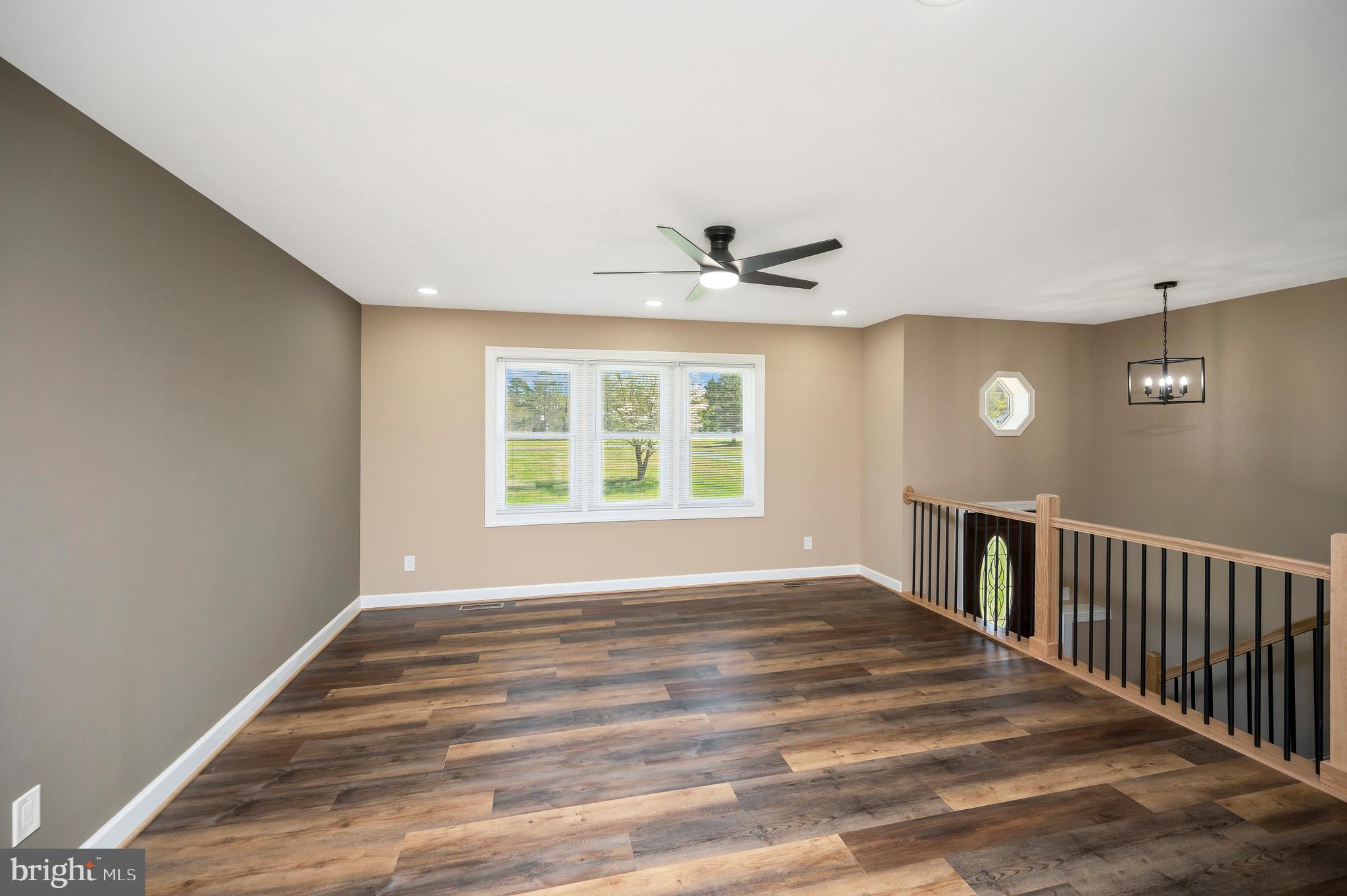 13452 Post Oak Road Spotsylvania, VA 22551 - Photo 21 of 56 a view of an empty room with a window