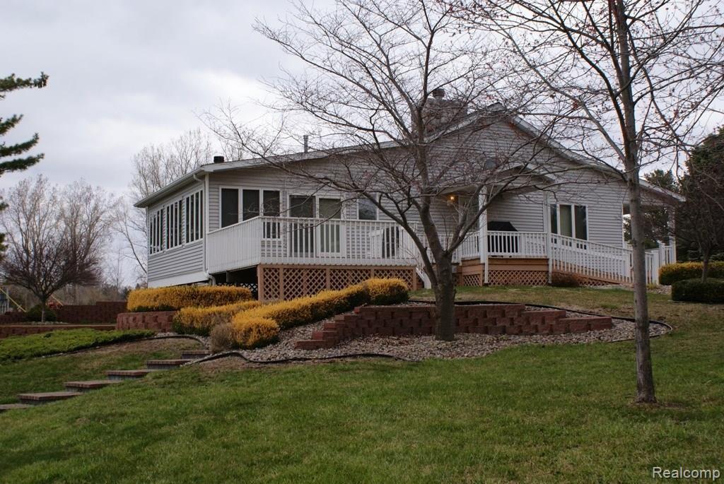 1684 Imlay City Road Lapeer, MI 48446 - Photo 7 of 55 DSC04587.JPG