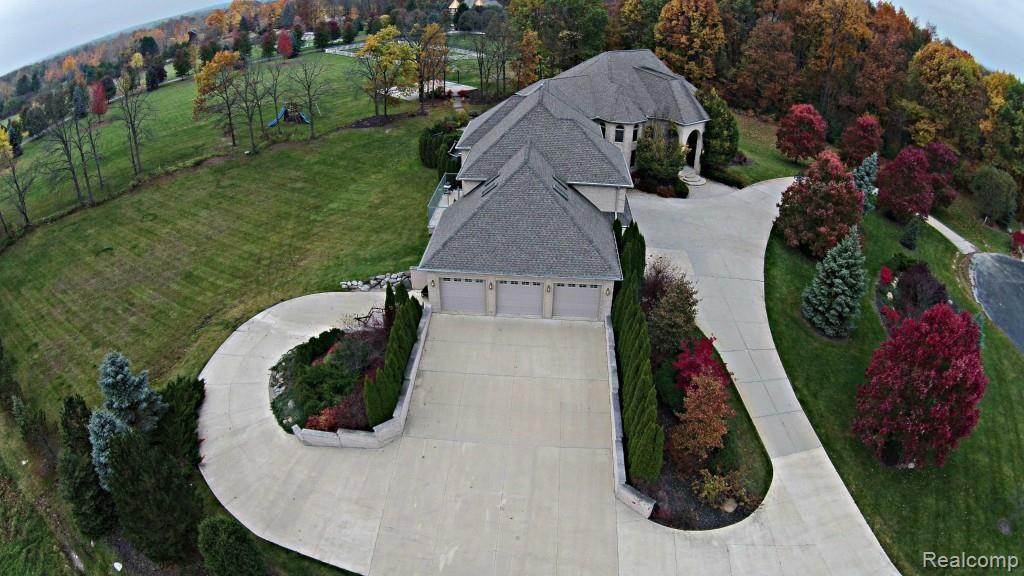 4355 Hickory Ridge Plymouth, MI 48170 - Photo 82 of 88 Hickory Ridge 2.jpg