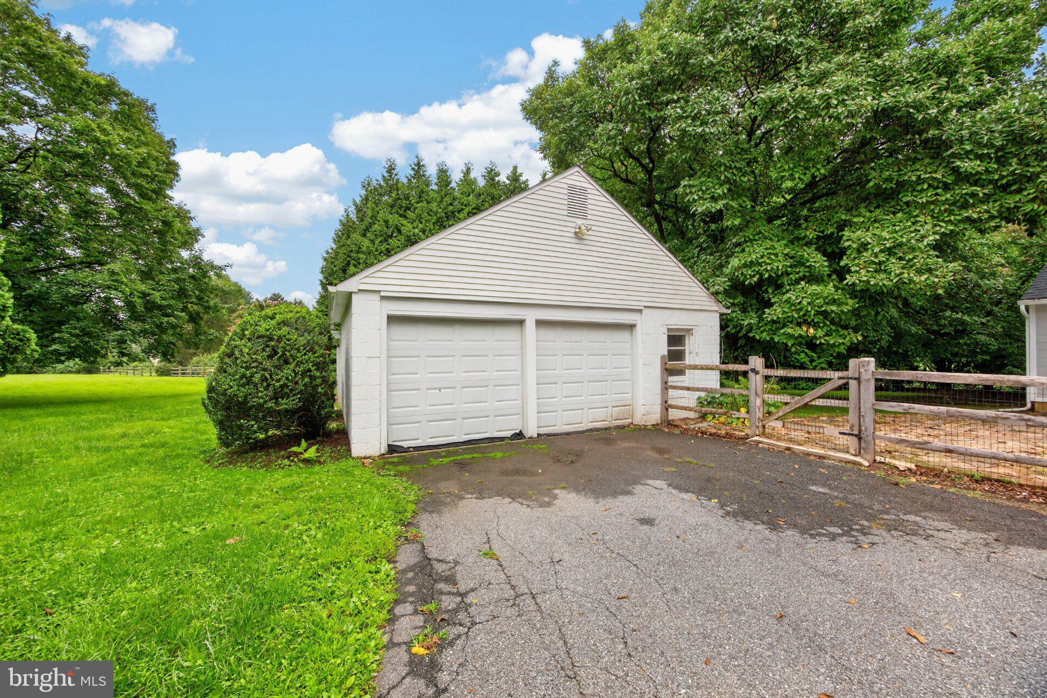 1786 West Doe Run Road Kennett Square, PA 19348 - Photo 31 of 47 Gallery Image 31