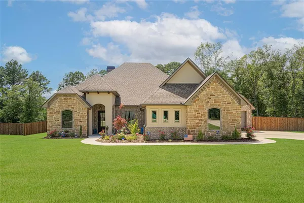 $629,900 | 125 Thorn Briar Trail, Longview, TX 75602