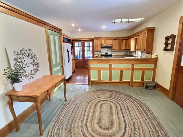 $449,000 | 24 Greenhouse Lane, Bradford, NH 03221