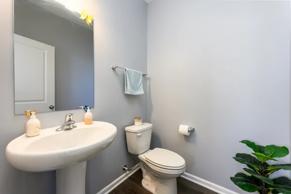 $659,000 | 1210 Lakepointe Drive, Schaumburg, IL 60173