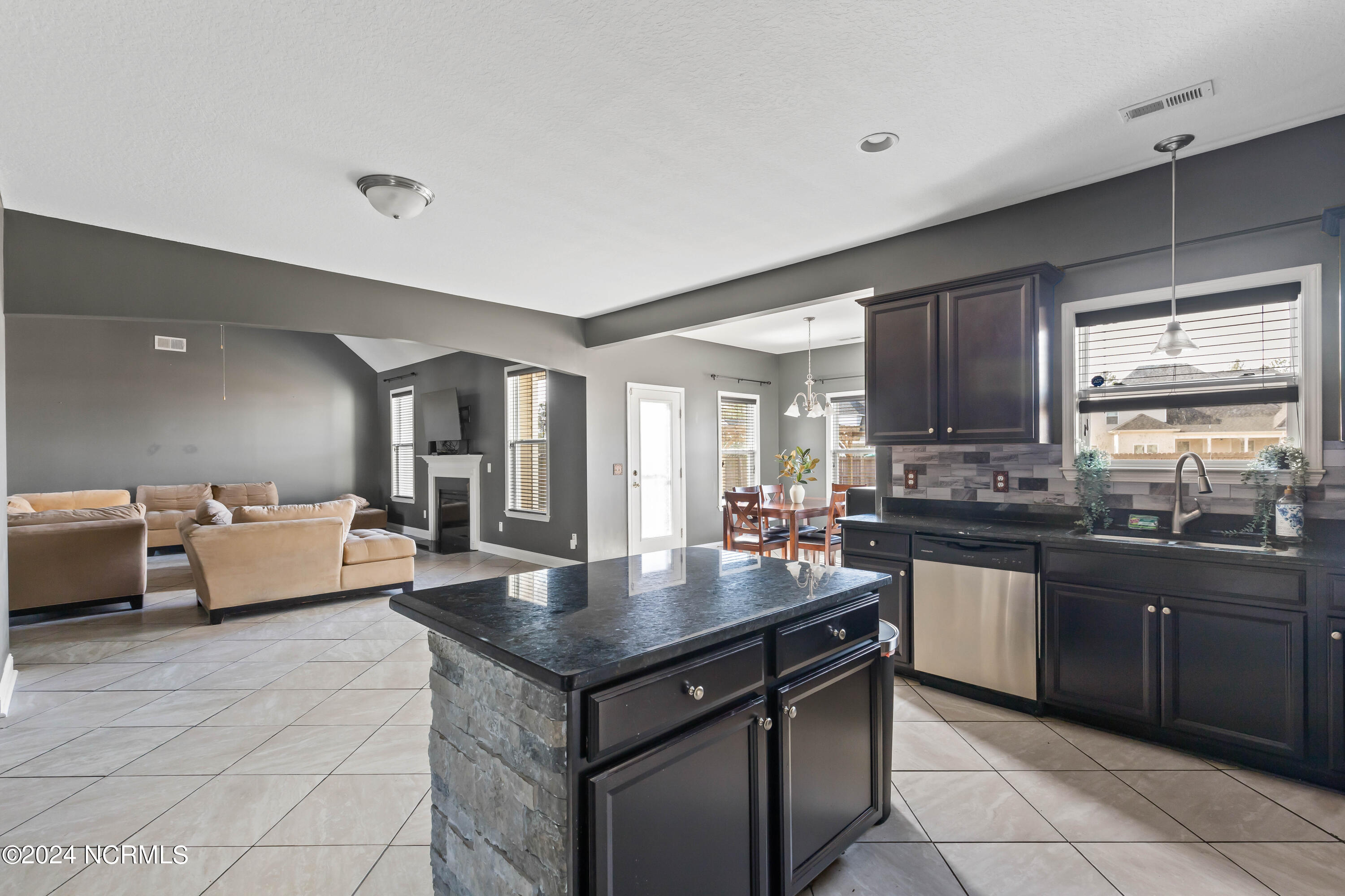 304 Bear Run Maple Hill, NC 28454 - Photo 16 of 36 13