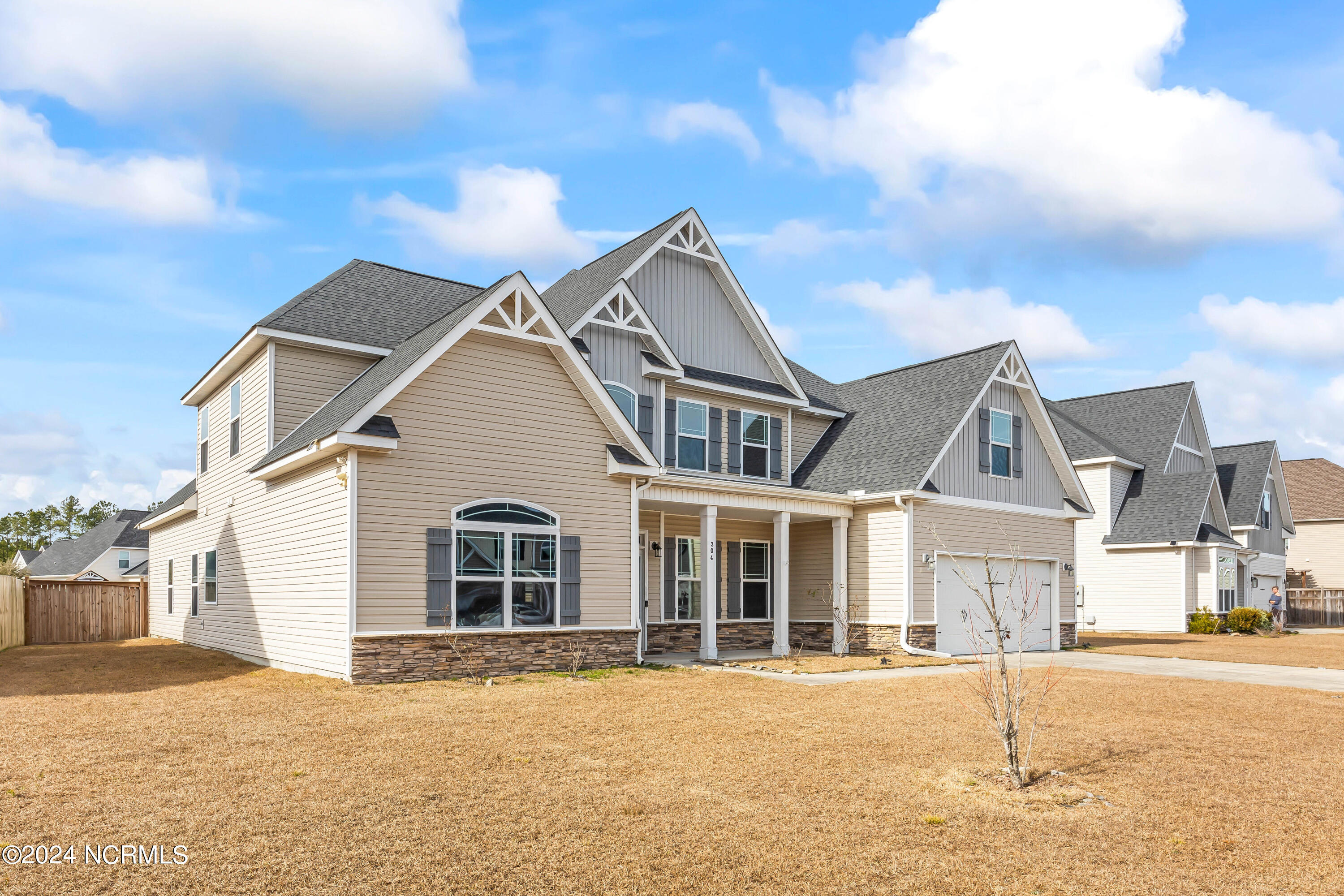 304 Bear Run Maple Hill, NC 28454 - Photo 2 of 36 2