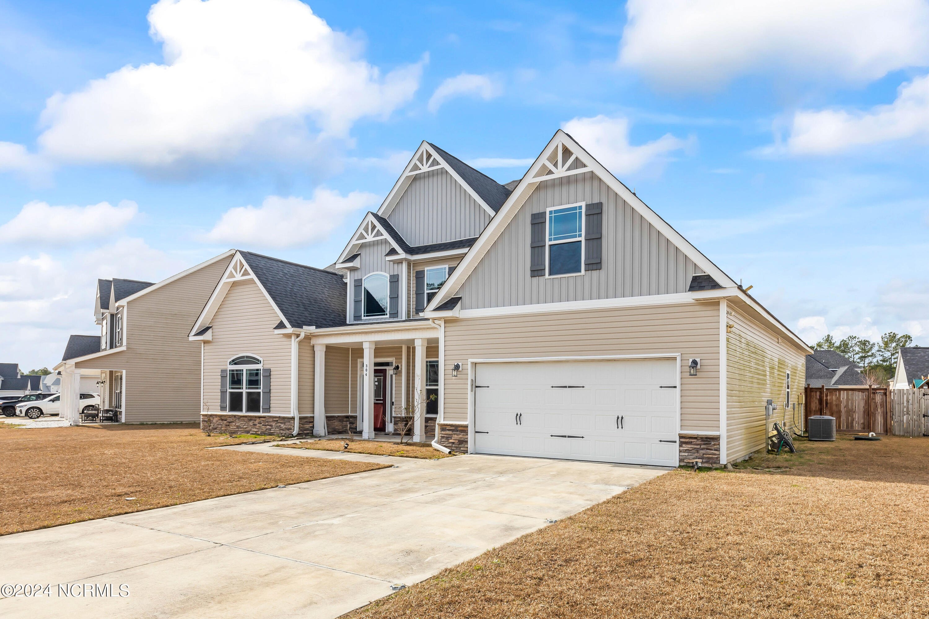 304 Bear Run Maple Hill, NC 28454 - Photo 3 of 36 3