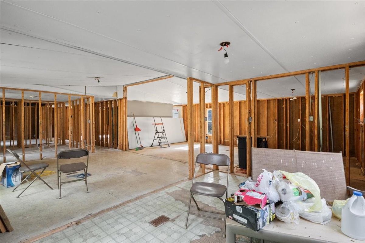 104 Lee Drive Dickson, TN 37055 - Photo 6 of 23