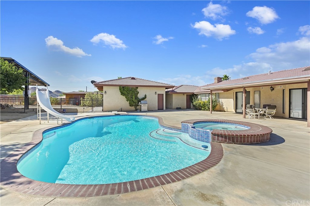 19030 Munsee Road Apple Valley, CA 92307 - Photo 1 of 1 Gallery Image 1