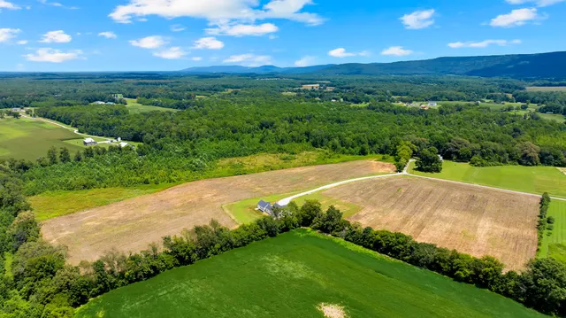 $1,299,900 | 411 Bryan Road, Hillsboro, TN 37342