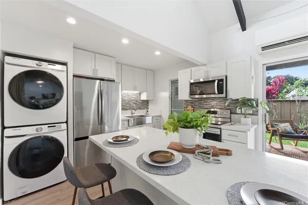 $560,000 | 94-427 Lanikūhana Place, Unit 1103, Mililani, HI 96789