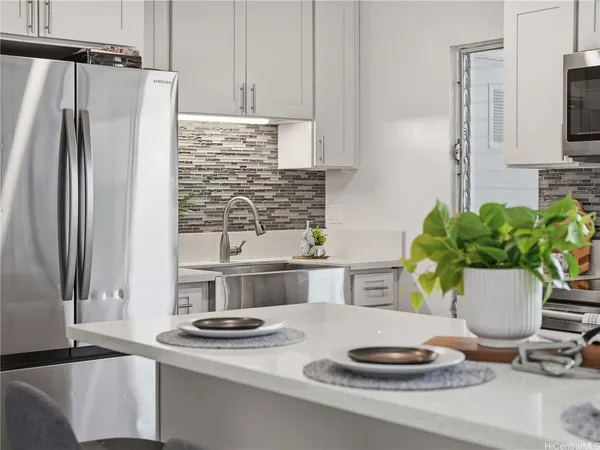 $560,000 | 94-427 Lanikūhana Place, Unit 1103, Mililani, HI 96789