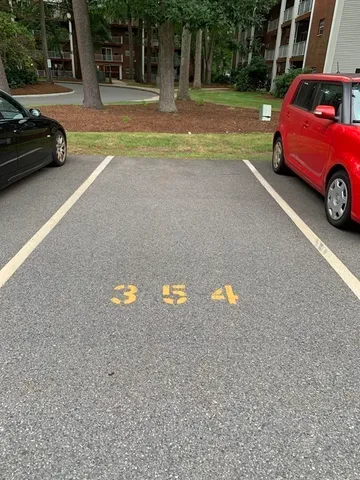 $1,900 | 25 Greentree Lane, Unit 46, Weymouth, MA 02190