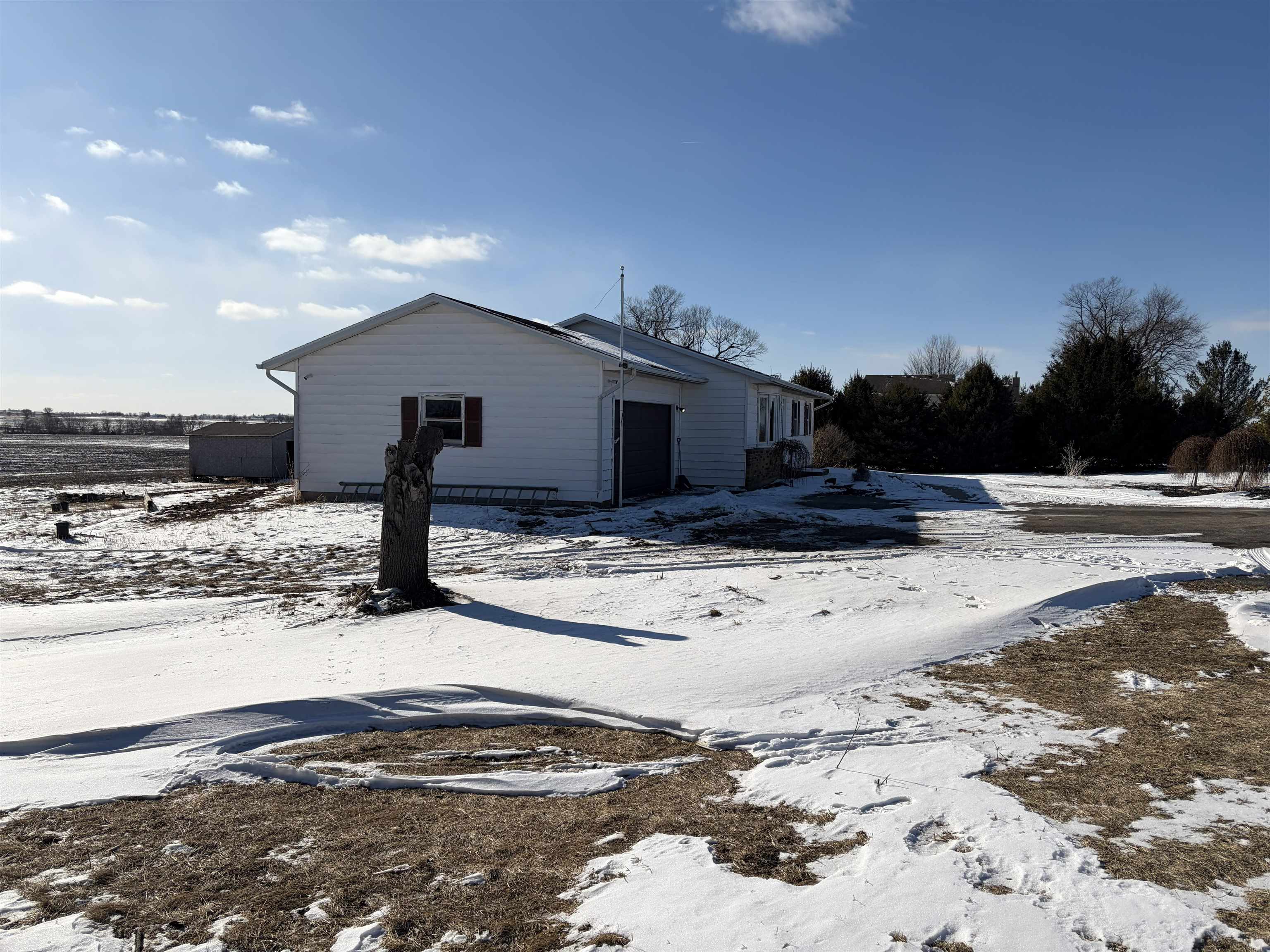 1413 West Florence Road Baileyville, IL 61007 - Photo 8 of 27