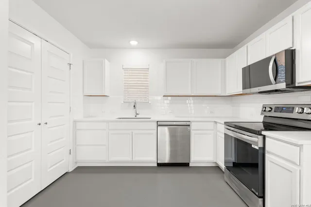 $195,000 | 631 Carolina Street, Unit 3, San Antonio, TX 78210