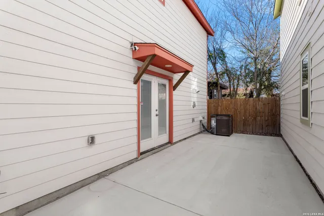 $195,000 | 631 Carolina Street, Unit 3, San Antonio, TX 78210