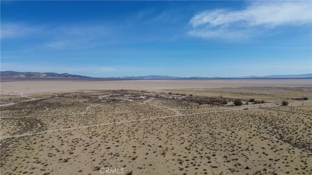 46445 Lake Road Irvine, CA 92614 - Photo 3 of 11