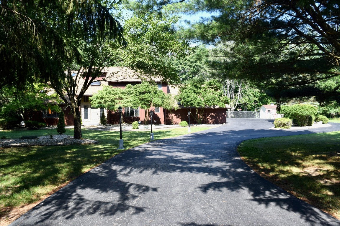 505 Meeker Road Vestal, NY 13850 - Photo 3 of 50 Gallery Image 3