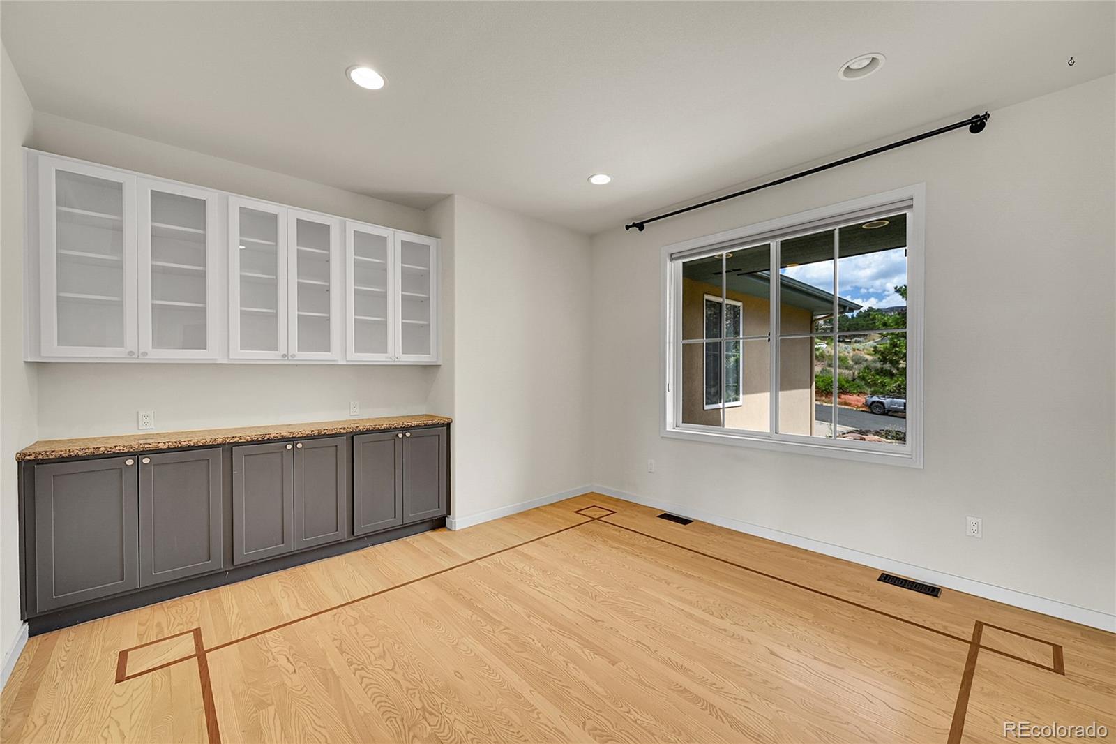 365 Vasquez Court Lyons, CO 80540 - Photo 6 of 31 Gallery Image 6