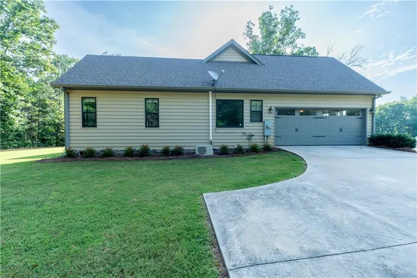 $561,500 | 7609 Fern Lane, Lula, GA 30554