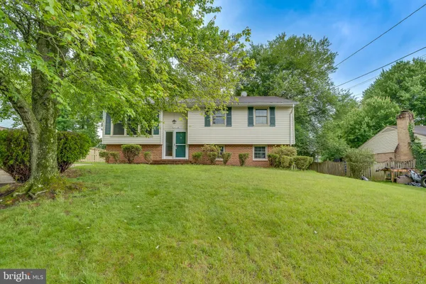 $3,395 | 14715 Lock Drive, Centreville, VA 20120