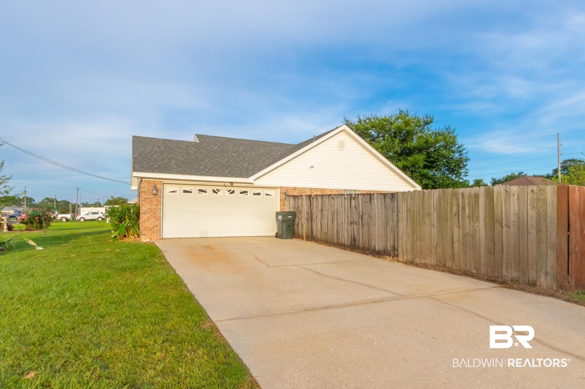 33784 Zuzu Lane Lillian, AL 36549 - Photo 4 of 34