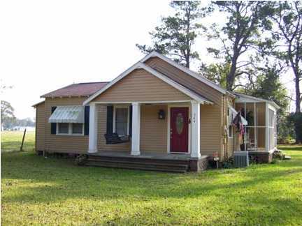 544 Bayou Tortue Road Broussard, LA 70518 - Photo 1 of 8 Primary Photo